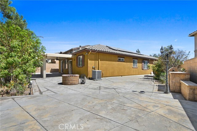 Building Photo - 6252 Goldendale Way