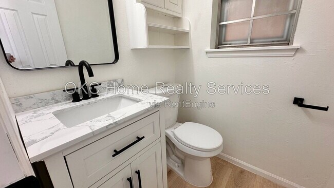 Building Photo - 4300 Bonaparte Blvd