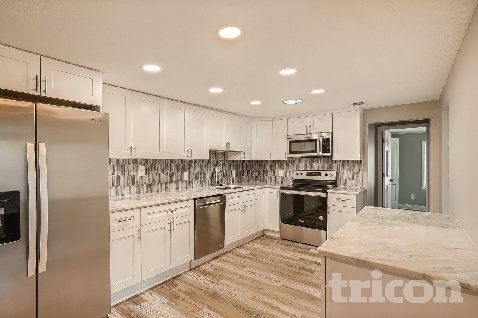 Building Photo - 1125 Michigan Dr N