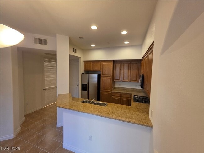 Building Photo - 62 E Serene Ave