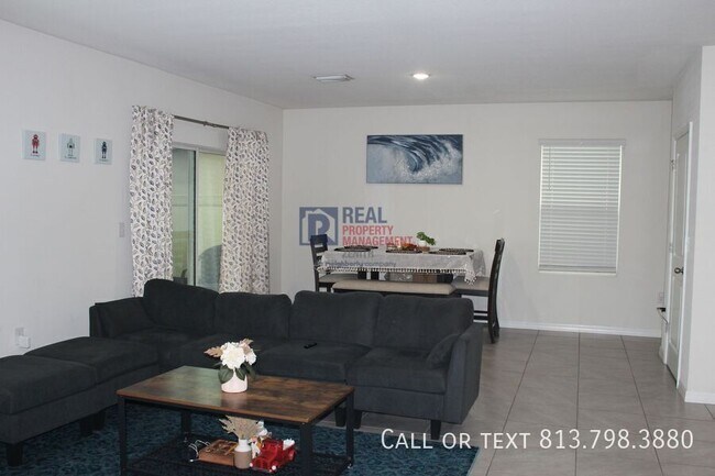 Building Photo - 3199 Suncoast Plains Dr