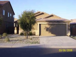 Building Photo - CLEAN~4 BEDROOM~FRESH PAINT~NEW FLOORING