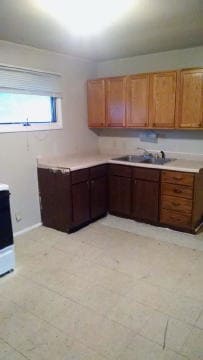 Building Photo - 1120 Northwood Dr N