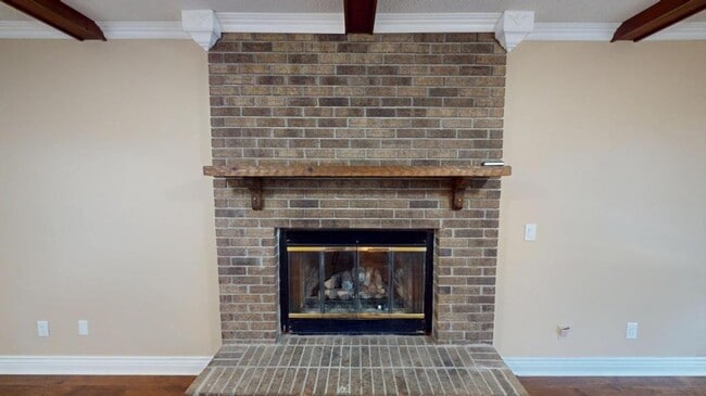 Building Photo - 110 Oakland Dr