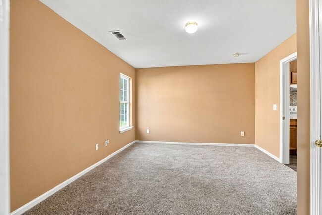 Building Photo - 926 Oakshire Cir