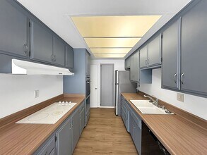 Building Photo - Beautiful 2B/2BA Home in Rancho Bernardo in a 55+ Community!