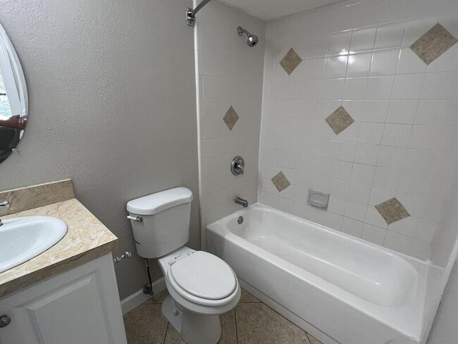 Building Photo - 11644 Sarita Ct