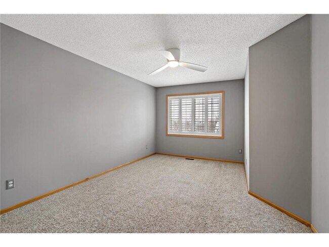 Building Photo - 11125 Baltimore St NE