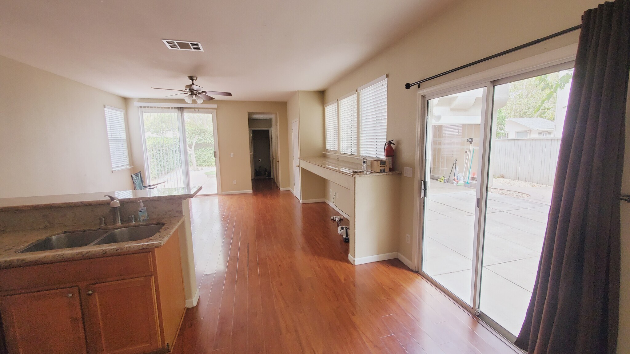Building Photo - 9361 La Tonis Way