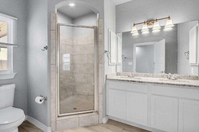 Building Photo - 5983 Midcrown Dr