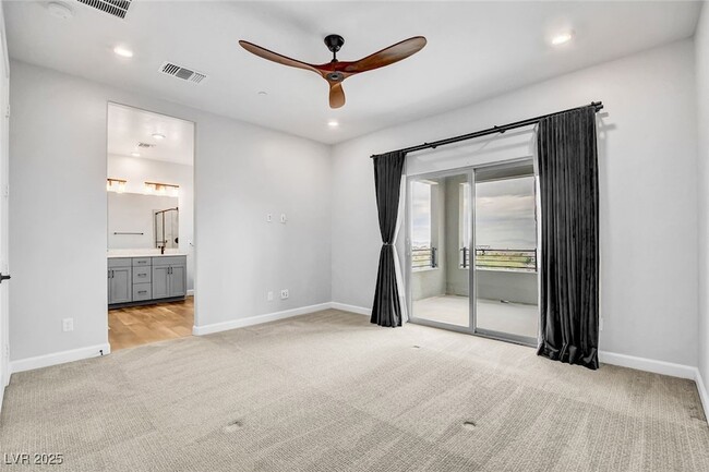 Building Photo - 318 Wind Poppy St