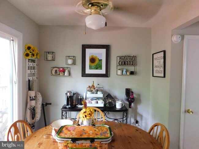 Building Photo - 6597 Davis Ford Rd