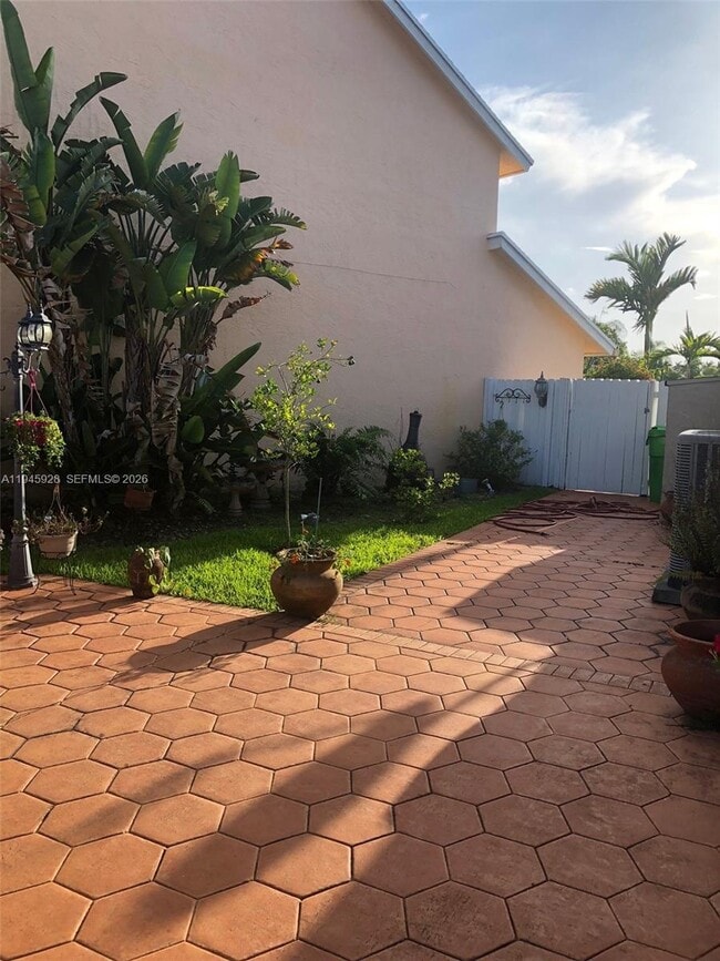 Building Photo - 3100 NW 122nd Ave