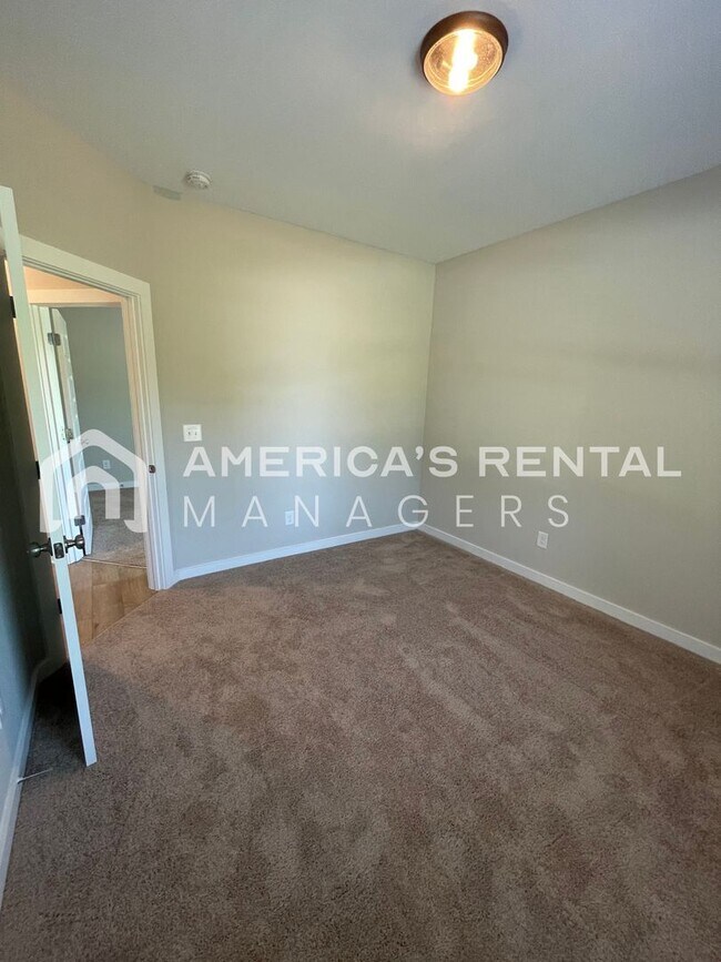 Building Photo - Home for Rent in Jasper, AL!!!  View with 48 Hours Notice!