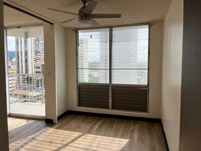 Building Photo - Village Maluhia - 2 bedrooms, 1 bath unit ...