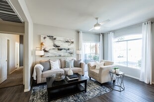 Interior Photo - PARKSIDE VILLAS APARTMENT HOMES