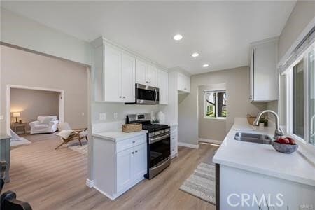 Building Photo - 801 Vista Ct