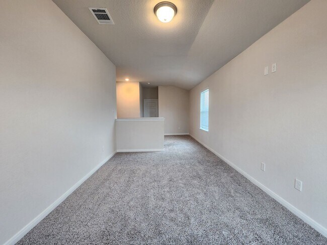 Building Photo - Large 4 Bedroom House in Meyers Landing / Fridge Included / Cute Front Porch / Yard/ CISD