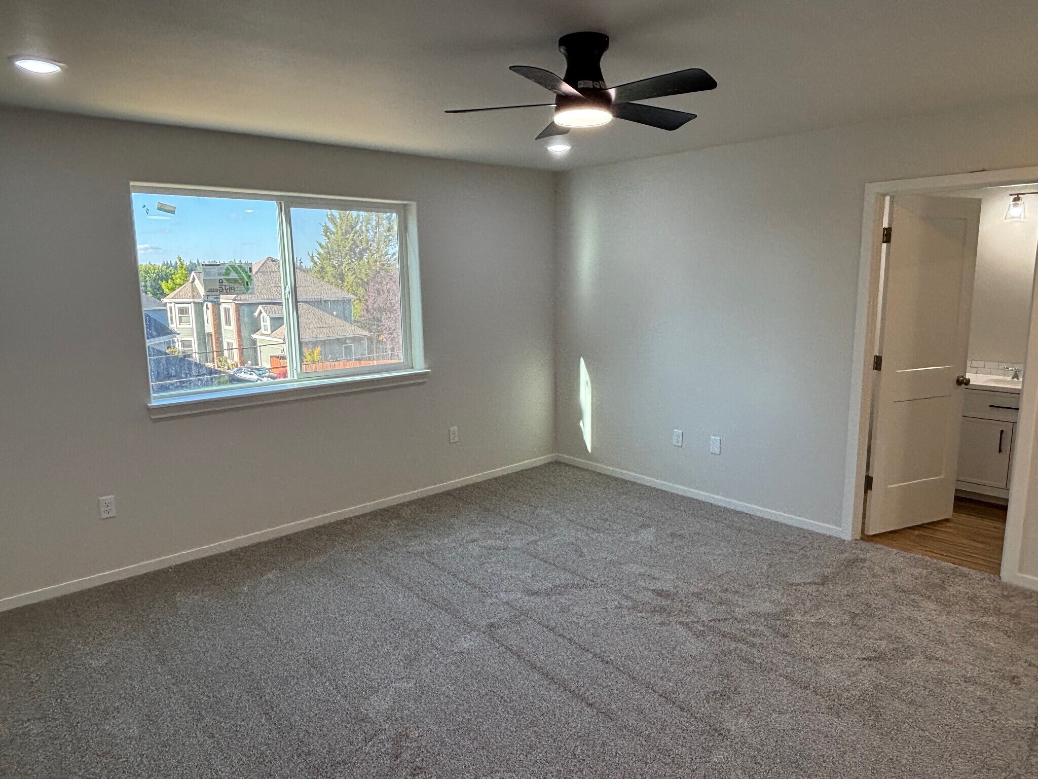 Building Photo - 2705 NW 12th Ave