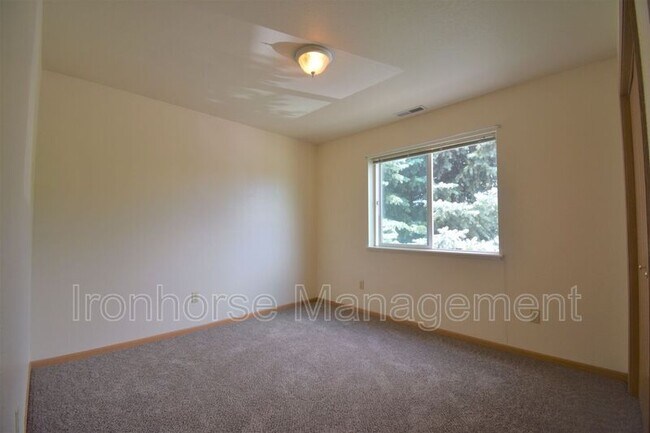 Building Photo - 2491 Wheeler Dr