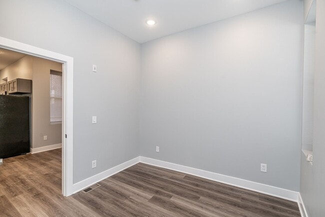 Building Photo - 846 N 41st St