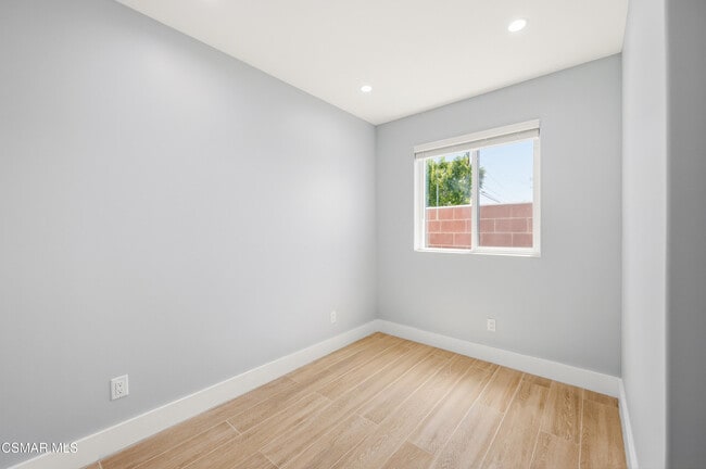 Building Photo - 13102 Filmore St