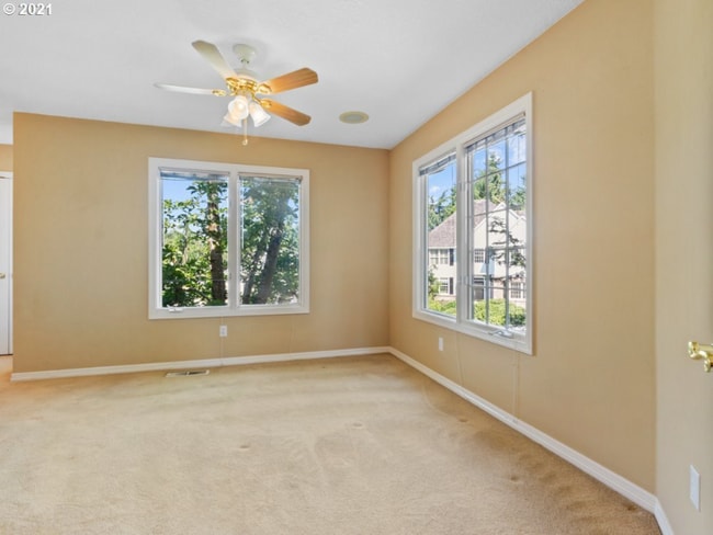 Building Photo - 2080 Wellington Dr