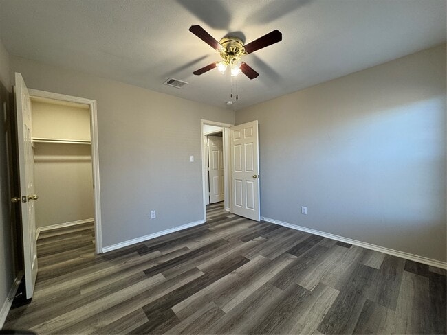 Building Photo - 6319 Sunlit Orchard Dr