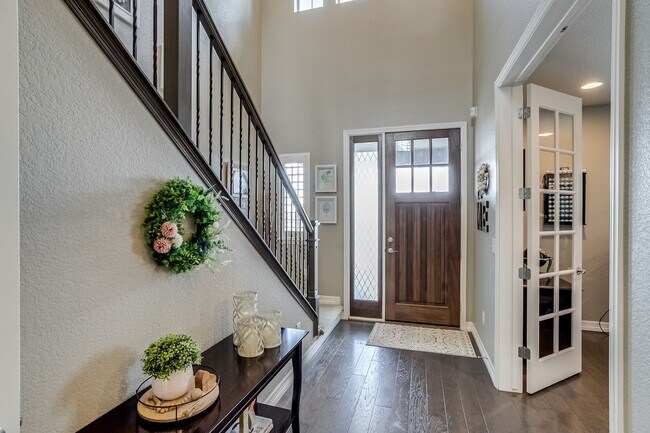 Building Photo - Large single family home in Central Park.