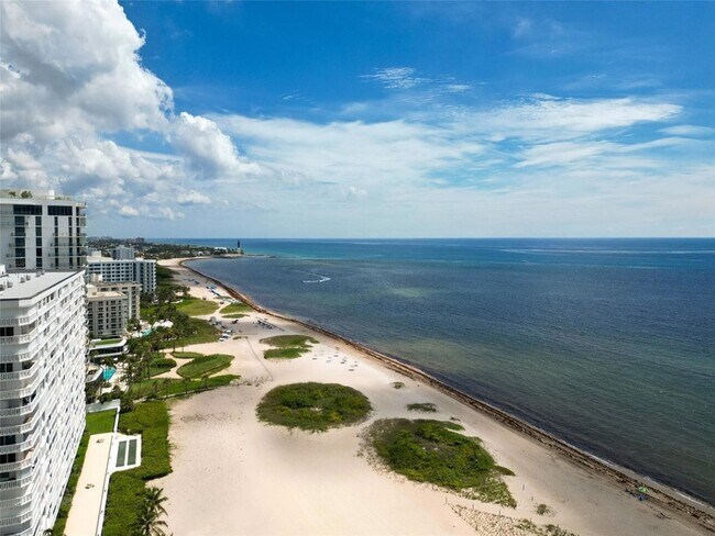 Building Photo - 900 N Ocean Blvd