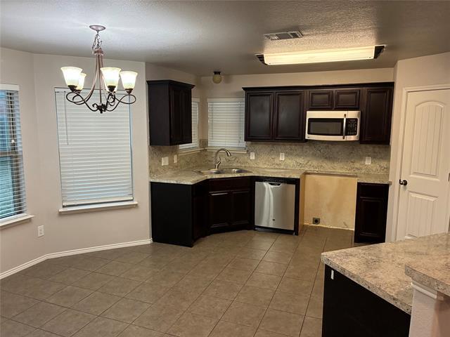 Building Photo - 1410 Beacon Hill Dr