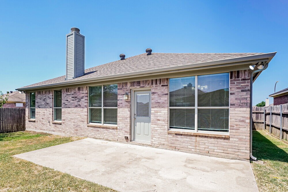 Building Photo - 6332 Downeast Dr