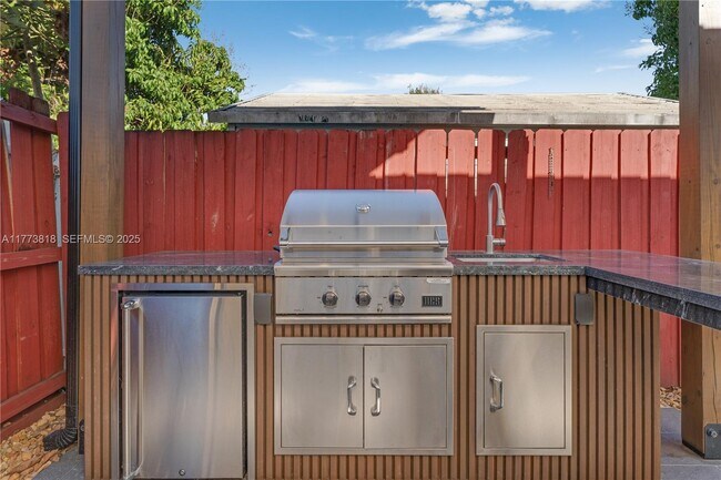 Building Photo - 14517 SW 98th Terrace