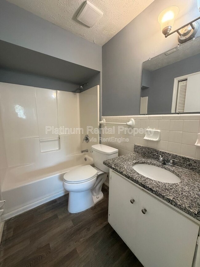 Building Photo - 1512 Waverly Way