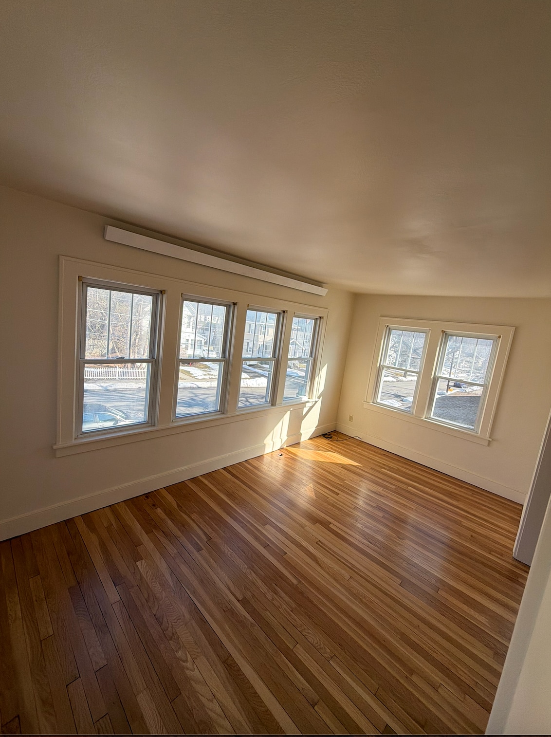 Building Photo - 29 Laurel Ave