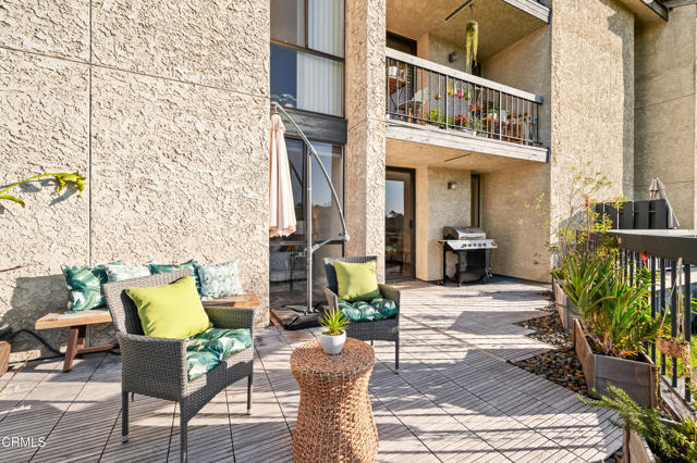 Building Photo - 4239 Vía Arbolada