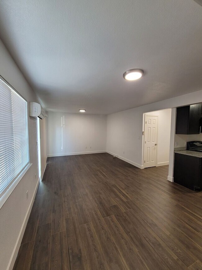 Building Photo - Stylish & Modern 1-Bedroom Retreat Steps f...