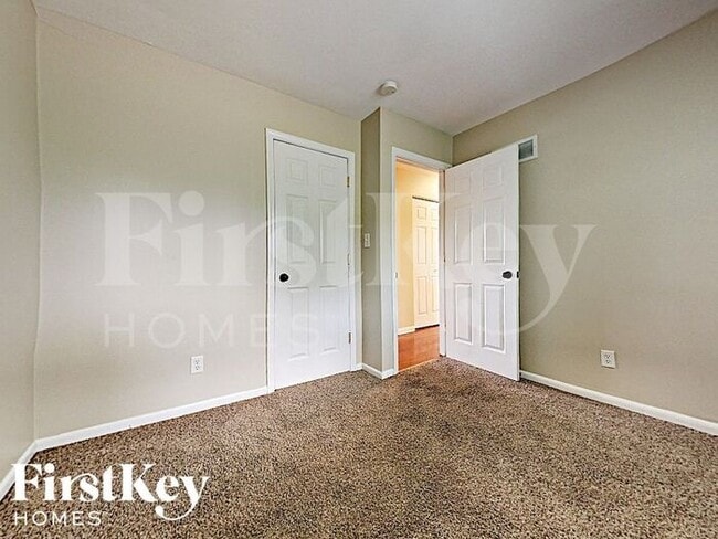 Building Photo - 1154 Rathbone Ave