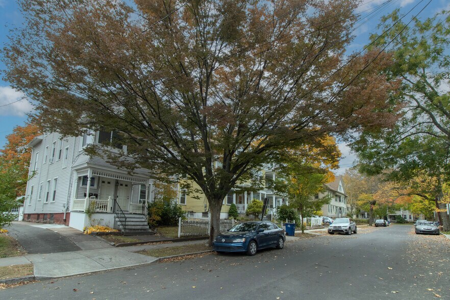 Building Photo - 23 Woodland St