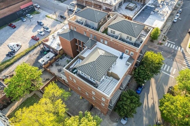 Building Photo - 65 E Pontotoc Ave