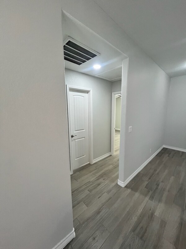 Building Photo - 1810 Atrium Pl Dr