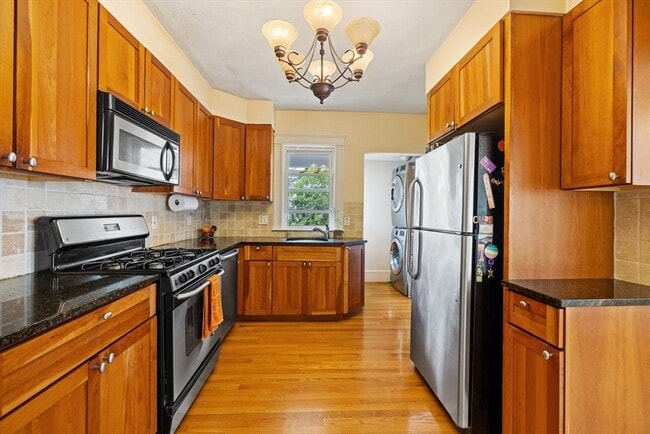 Building Photo - 29 Worcester St