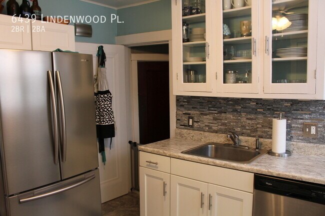 Building Photo - 6439 Lindenwood Pl