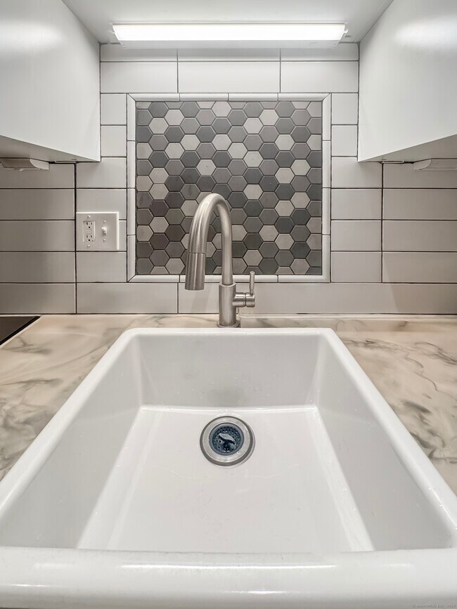 Building Photo - 60 Connecticut Ave