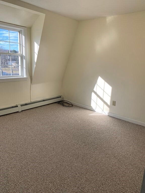 Building Photo - 32 Nelson St