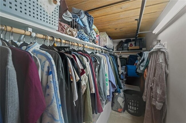 Building Photo - 1 Tupperware Dr