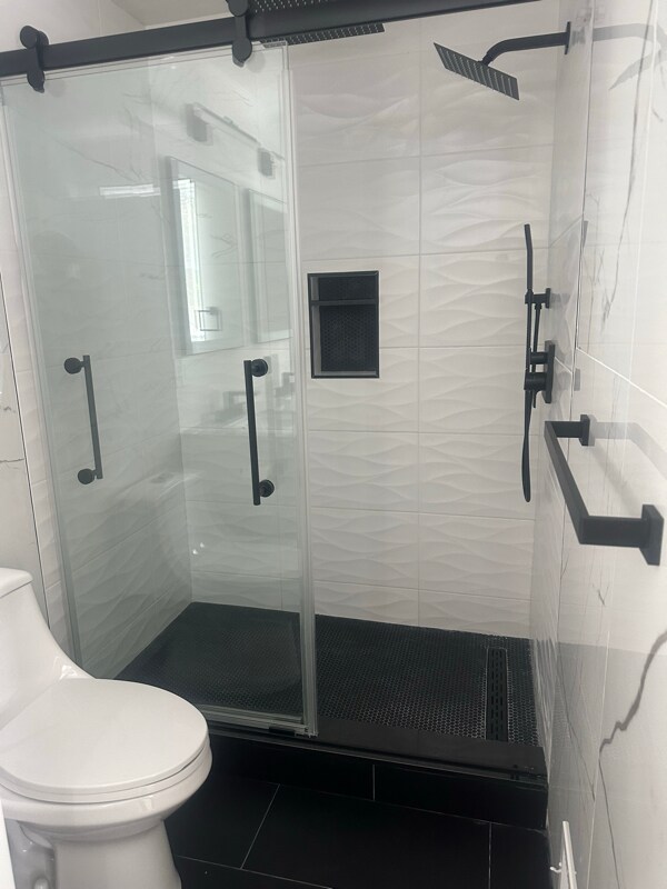 Building Photo - 62 Hillside Ave