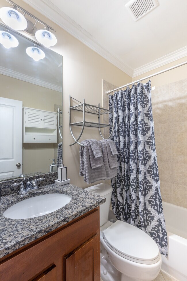 Building Photo - 430 Irving St NW