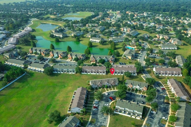 Building Photo - **NEWLY REMODELED ** MAINTENANCE FREE TOWN...