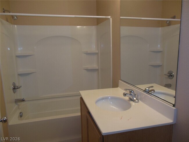 Building Photo - 6218 Desert Lavender Ave